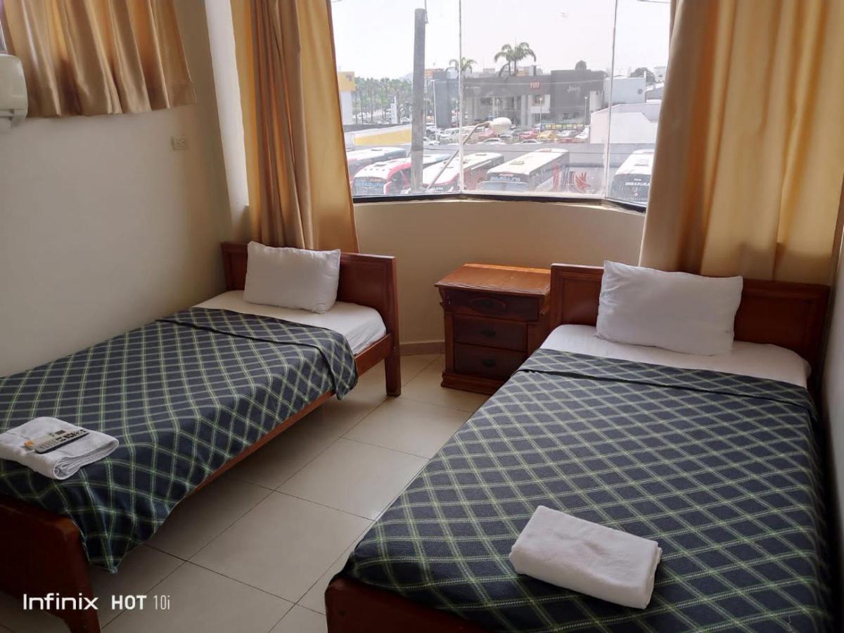 Hostal Posada Del Sol Guayaquil Esterno foto