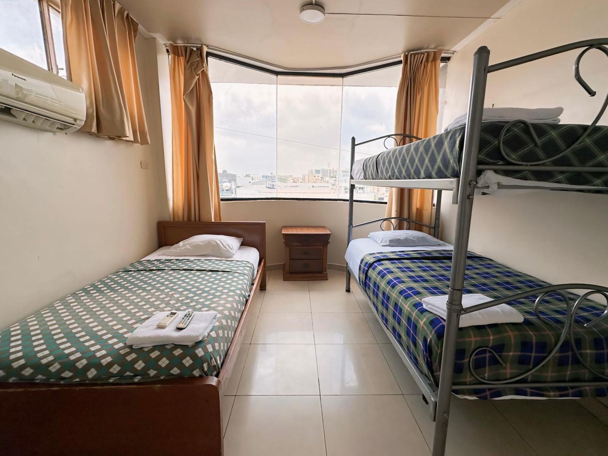 Hostal Posada Del Sol Guayaquil Esterno foto