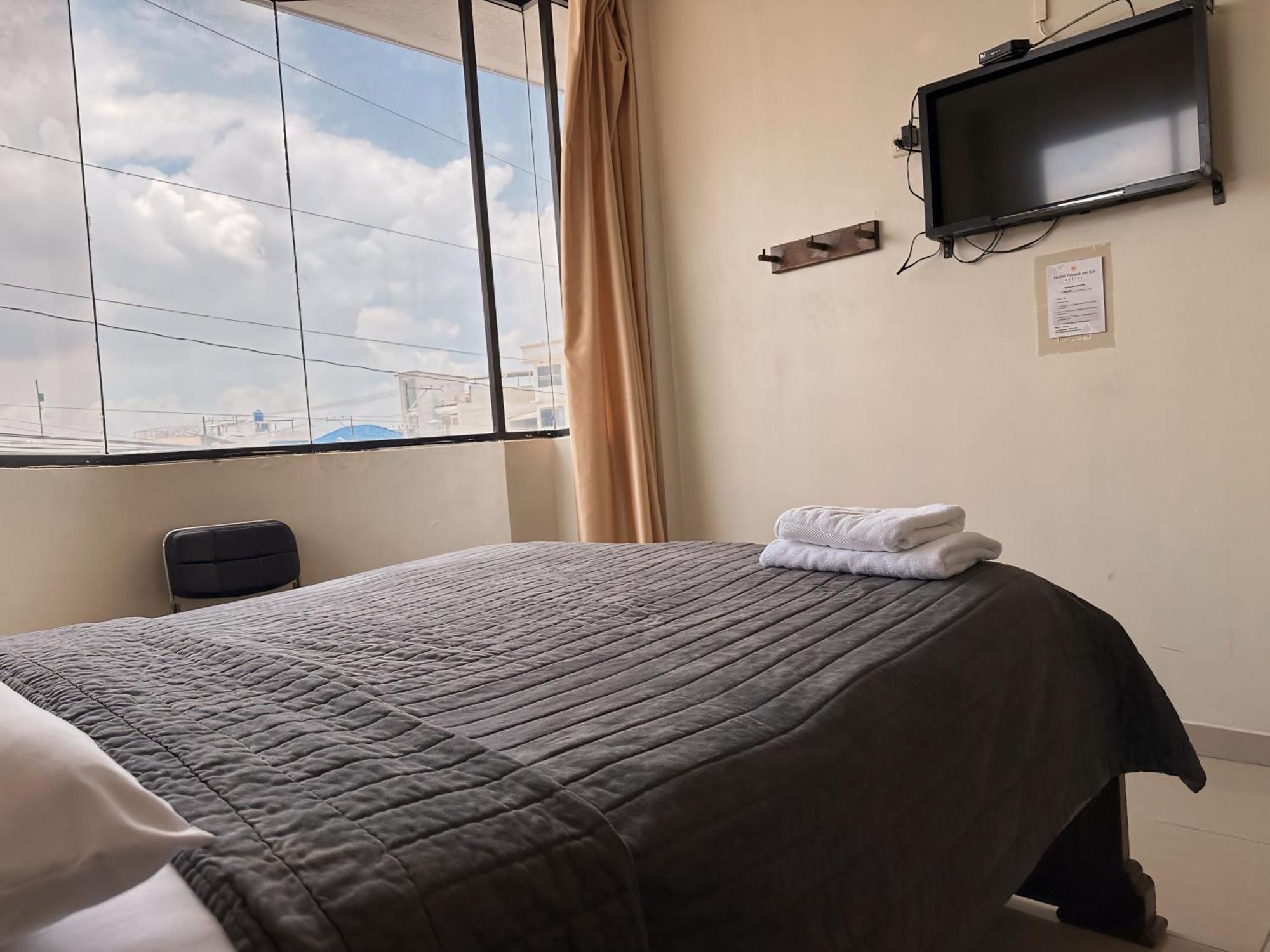 Hostal Posada Del Sol Guayaquil Esterno foto