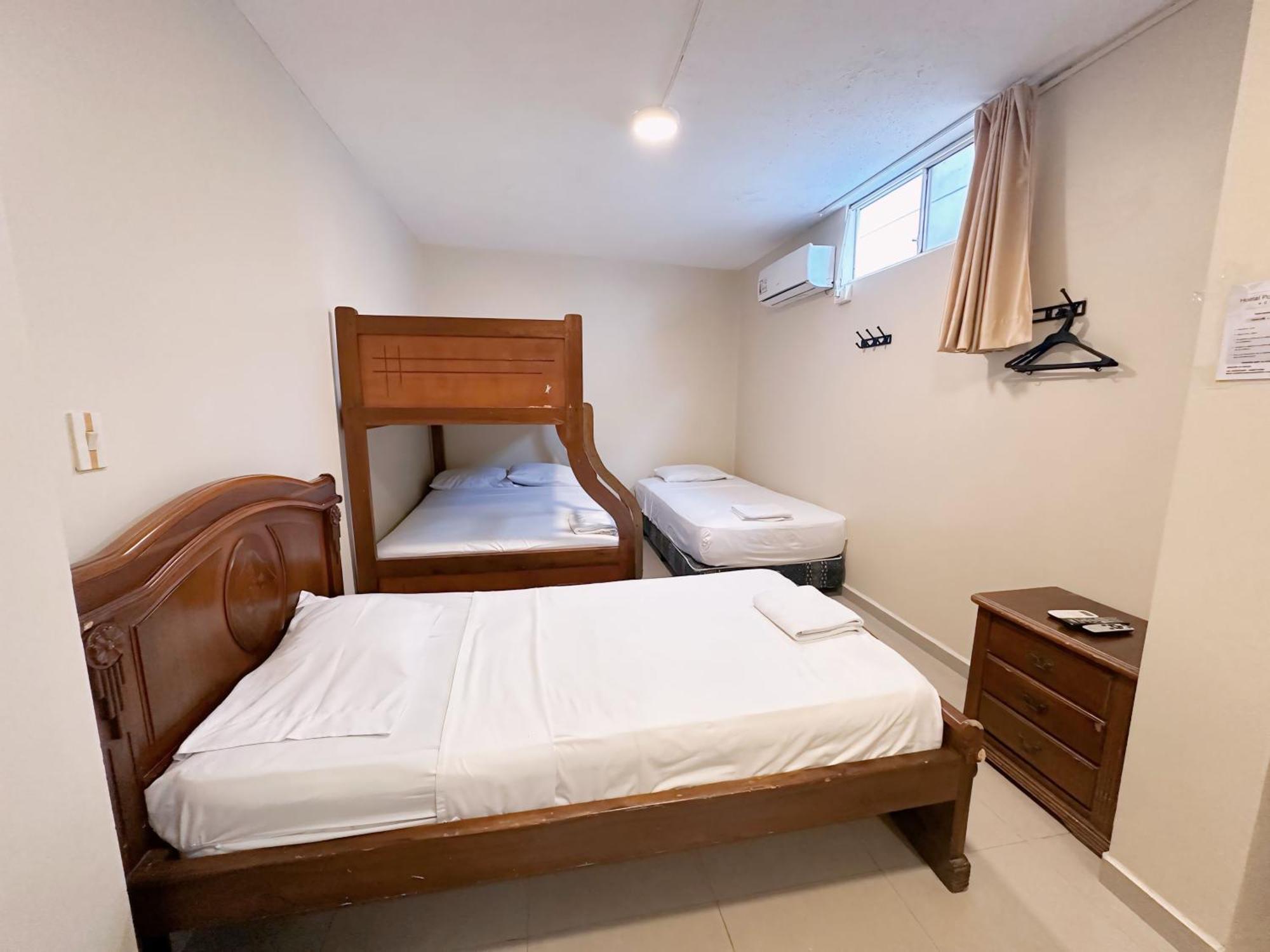 Hostal Posada Del Sol Guayaquil Esterno foto