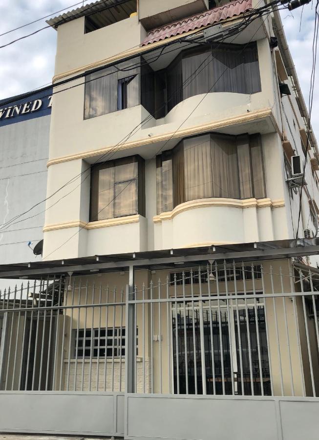 Hostal Posada Del Sol Guayaquil Esterno foto